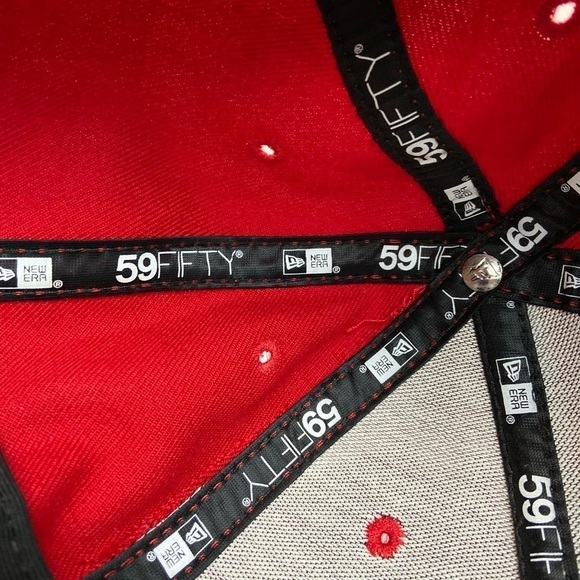 Cincinnati Reds Fitted Cap, 7-3/8 - Picture 10 of 11